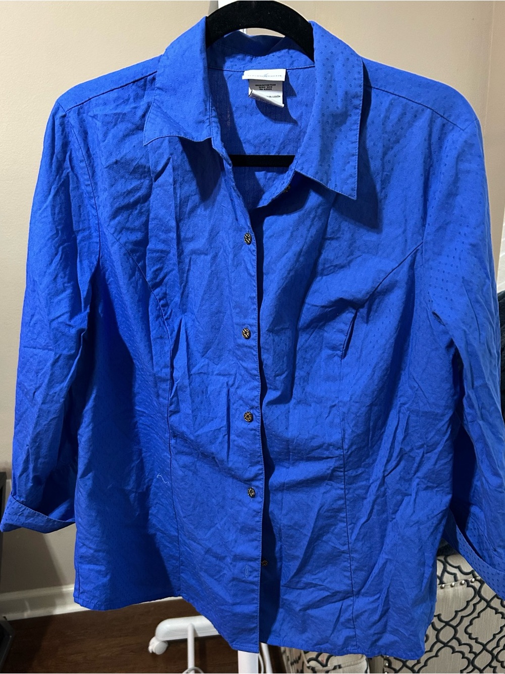 Jaclyn Smith Royal Blue Textured Button-Front Blouse